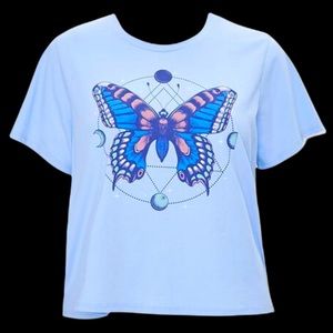 Forever 21 Plus Size Butterfly Moon Short Sleeve Graphic Tee - SIZE 1X 🌙 🦋